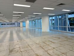 Bank Of Singapore Centre (D1), Office #555570191